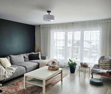 Logement 4 1/2 à louer - Photo 2