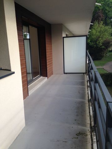 Location Appartement 2 pièces 47m² ST JEAN DE BRAYE 45800 - Photo 2