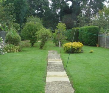 3 bedroom detached house to rent - Photo 3