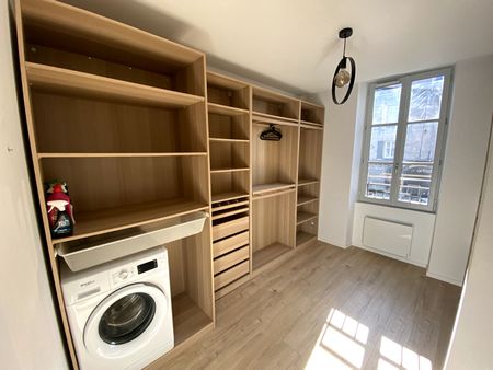 � louer Appartement T3 meubl� avec grande terrasse, parking et cave Simiane-Collongue, - Photo 2