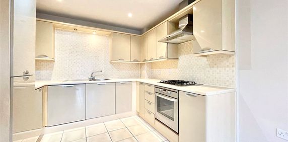 Aphelion Way, Shinfield Aphelion Way, Shinfield - Photo 2