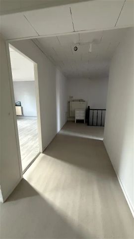 Location appartement 2 pièces - 62.36m² à Lens (62300) - Photo 3