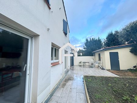 A louer : appartement meublé 2 pièces 45 m² à Blagnac - Photo 2