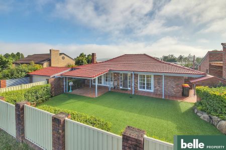 Freshly Renovated, Private Self-Contained with Water & Electricity Included! - Photo 5