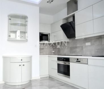 Apartament tuż przy stacji metra. - Zdjęcie 6