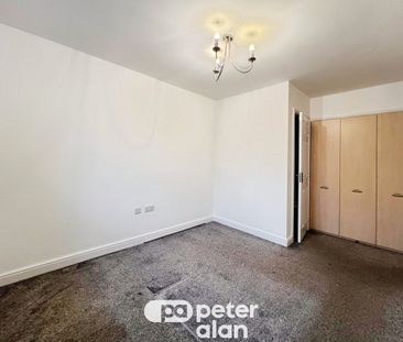 Kingfisher Road, North Cornelly, BRIDGEND - Photo 5