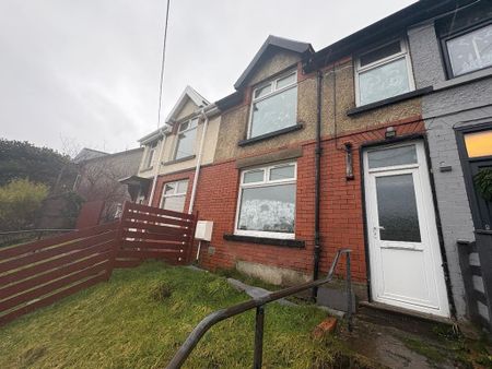 3 bedroom terraced house to rent - Photo 4