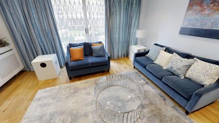 4 bedroom townhouse to rent - Photo 3