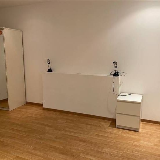 Appartement te huur - Photo 1