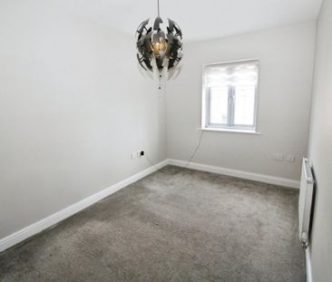 3 bedroom end of terrace house to rent - Photo 5