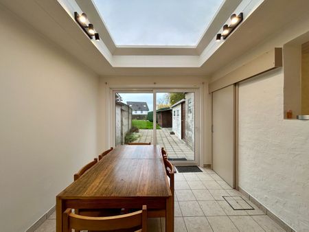 Karaktervolle woning met 3 slaapkamers te Pittem! - Foto 4