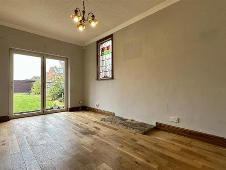 4 bedroom semi-detached house to rent - Photo 4