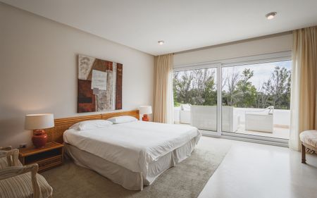 Detached Villa · Nueva Andalucía - Photo 3