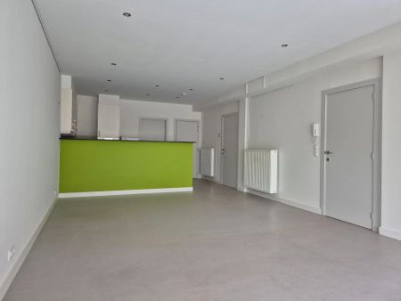 Gelijkvloers appartement met 1 slaapkamer - Photo 2