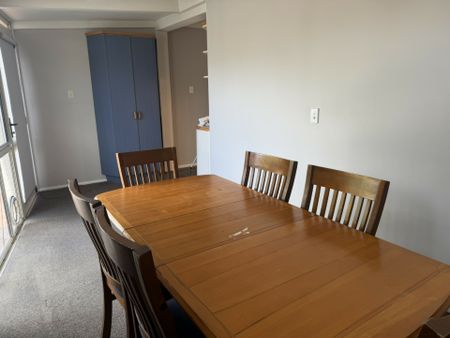 Easy Living - Photo 2