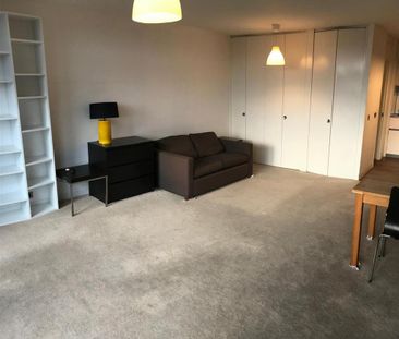 Studio to rent - Photo 4