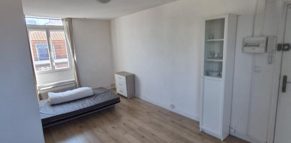 Location Appartement 1 pièce 23m² LILLE 59000 - Photo 2