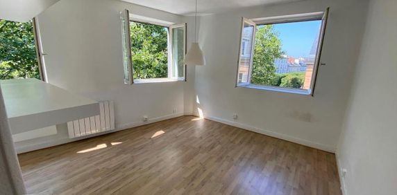 Location Appartement 1 pièce 18m² VERSAILLES 78000 - Photo 2