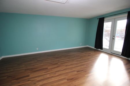For Lease - 405 Main Street Unit# 4, Guelph/Eramosa, Ontario - Photo 2
