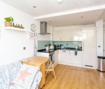 1 bedroom flat to rent - Photo 6
