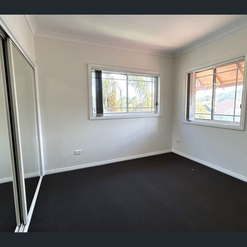 Spacious 3-Bedroom Home in Prime Location - Photo 1