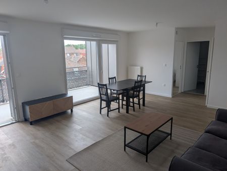 Location Appartement 3 pièces 70m² ARMENTIERES 59280 - Photo 2