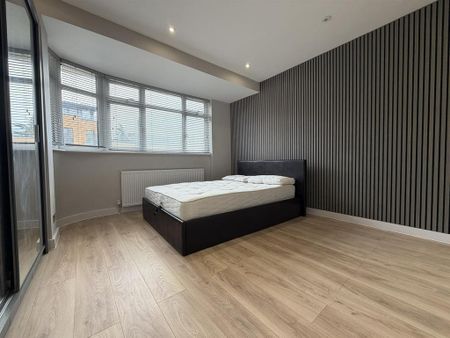 3 bedroom maisonette to rent - Photo 4