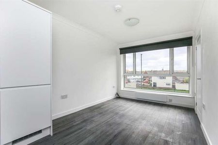 Broomley Court, Fawdon, Newcastle Upon Tyne, NE3 - Photo 2