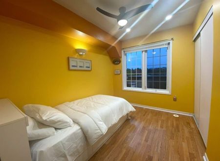 For Lease - 200 Mclevin Avenue Unit# 136, Toronto, Ontario - Photo 2