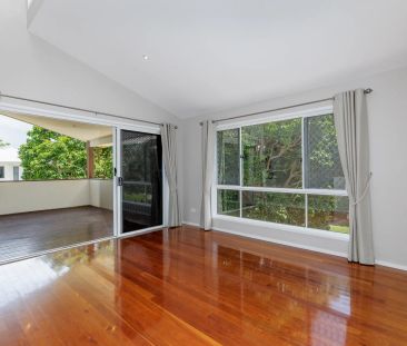 Peaceful 5 bedroom Parkside Living in a Tucked-Away Court - Photo 1