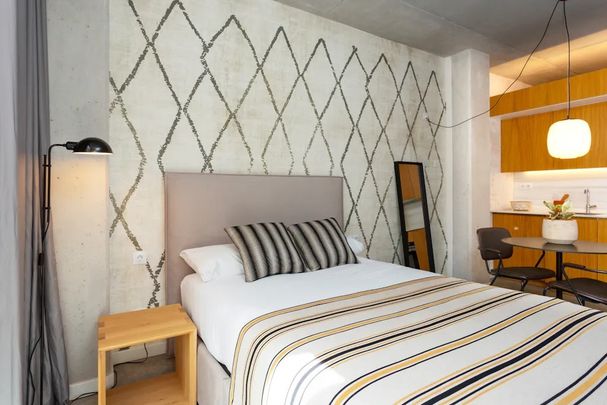 Carrer de la Diputació, Barcelona, Catalonia 08013 - Photo 1