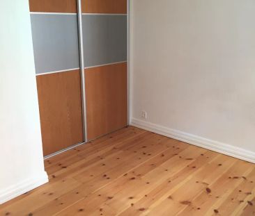 Indbydende 2-værelses lejlighed med central beliggenhed - Photo 3