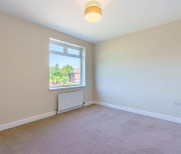 2 bed flat to rent in Ainthorpe Gardens, Newcastle Upon Tyne, NE7 - Photo 5