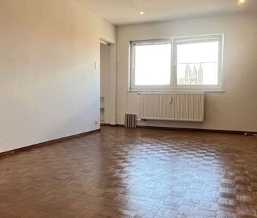 Appartement te huur in Tournai voor € 570 met 1 slaapkamer - Photo 1