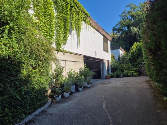 Großzügiger Bungalow mit Gebirgsblick und Außenpool im Herzen von Leonding! 250 m² WNFL, Grund 2.156 m², Doppelgarage! - Foto 1