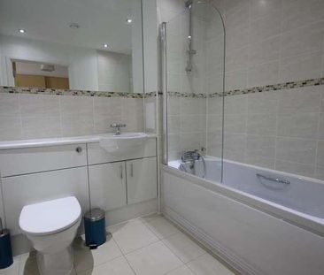 Woking, Surrey, GU22 - Photo 5