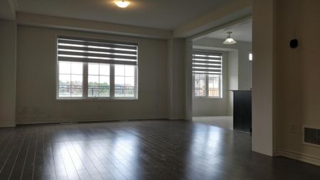 For Lease - 15 Affusion Road, Brampton, Ontario - Photo 5