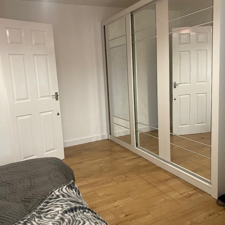 Room in a Shared House, Portland Terrace, IG1 - Photo 1