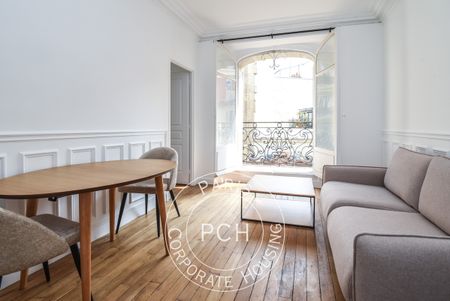 Rue Mathurin Régnier, - Photo 3