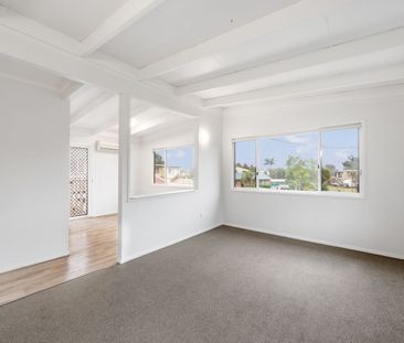 Spacious Dual Living Family Home in Quiet Deception Bay Cul-de-Sac - Photo 1