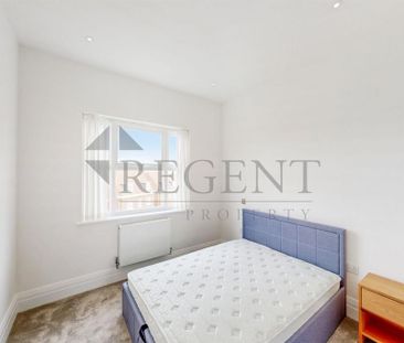 4 bedroom detached house to rent - Photo 5