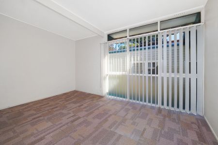 33 Boundary Road, 2121, North Epping Nsw - Photo 4