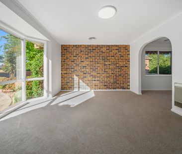 Classic Kaleen Home with newly renovated kitchen - Photo 1