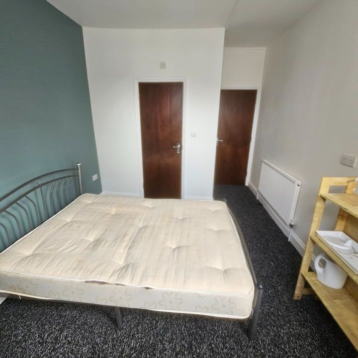 Room in a Shared House, Northbrook Road, IG1 - Photo 1