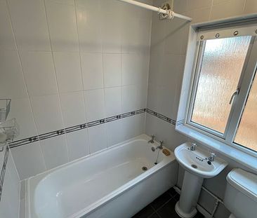 41 Tyler Avenue - Huge 4 Bed & New Price Loughborough - Photo 1