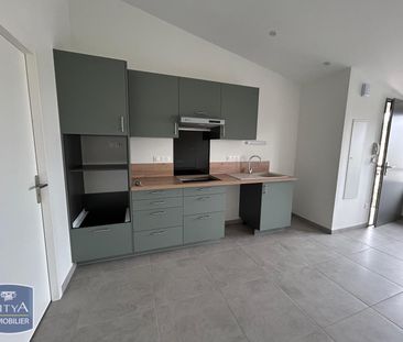 Location Appartement 3 pièces 71m² POITIERS 86000 - Photo 4