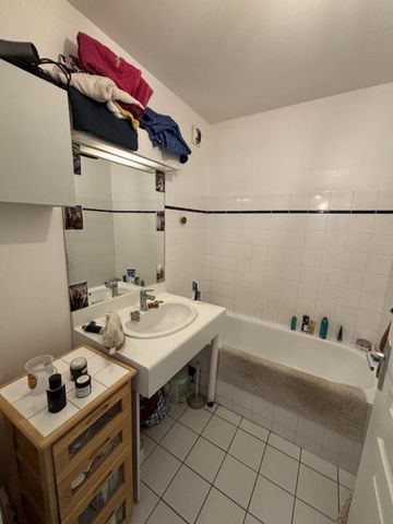 Appartement T3 à louer - 62 m² - Photo 4