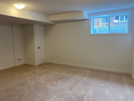For Lease - 36 John Canning Way, Markham, Ontario - Photo 5