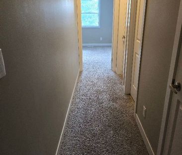 For Lease - 439 Athlone Avenue Unit# 2A, Woodstock, Ontario - Photo 2