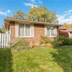 For Lease - 6059 Tampa Court, Niagara Falls, Ontario - Photo 2